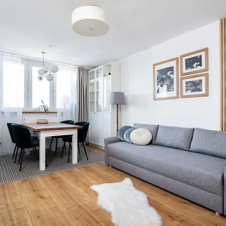 Sandstone Apartment Targowek Warszawa Zewnętrze zdjęcie