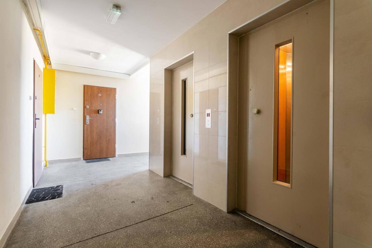 Apartament Sandstone Targowek *